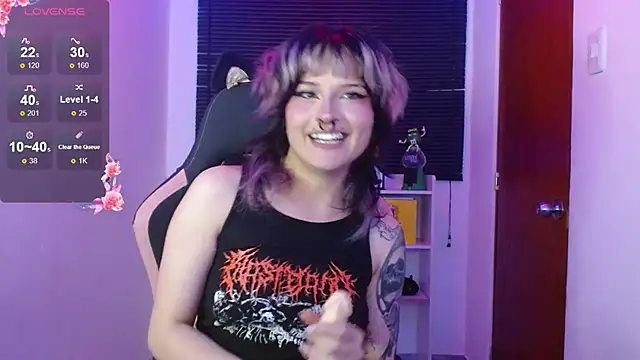 Snapshot of neena_nyx_ chatting on 14, 4, 2026 neena nyx online show from 14, 4, 2026