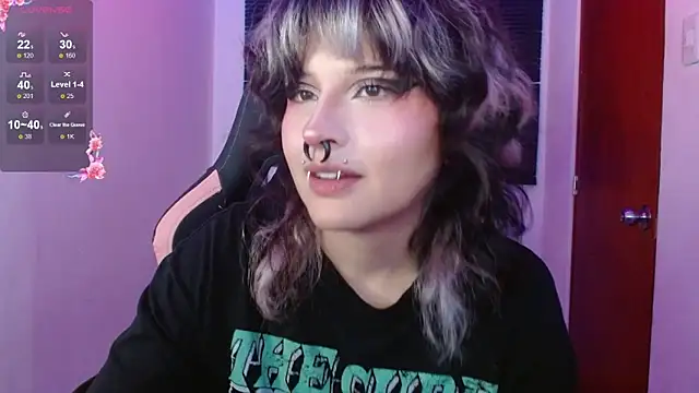 Snapshot of neena_nyx_ chatting on 14, 4, 2026 neena nyx online show from 14, 4, 2026