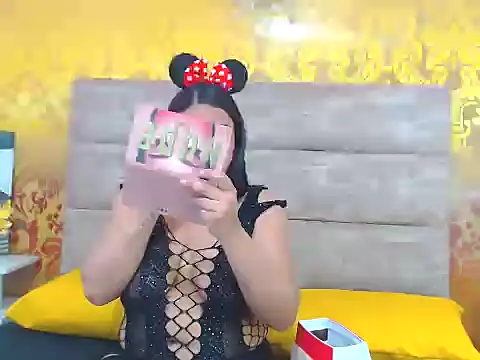 Snapshot of elianacollins23 chatting on 21, 2, 2026 elianacollins23 online show from 21, 2, 2026