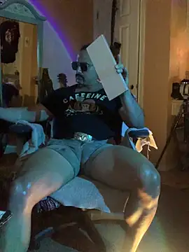 daddydonkey84 online show from 15, 4, 2026