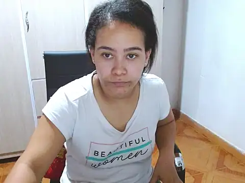 Snapshot of MaryVixxen chatting on 10, 4, 2026 MaryVixxen online show from 10, 4, 2026