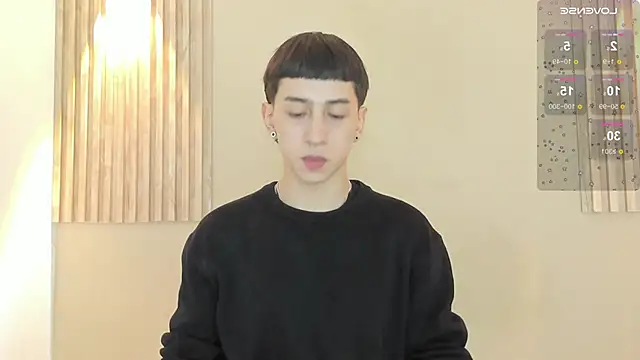 Snapshot of lian_cameron chatting on 24, 2, 2026 lian cameron online show from 24, 2, 2026