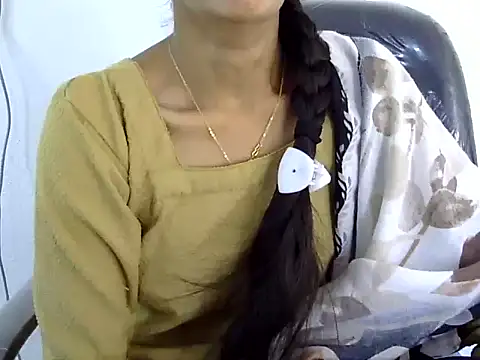 Snapshot of Kulsum_S chatting on 4, 3, 2026 Kulsum S online show from 4, 3, 2026