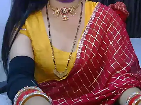 Snapshot of oo_yes_bhabhi chatting on 5, 4, 2026 oo yes bhabhi online show from 5, 4, 2026