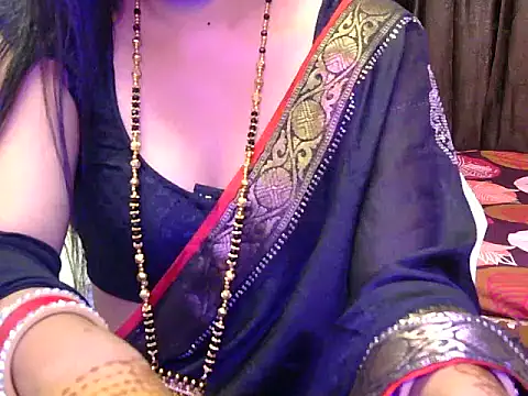 Snapshot of oo_yes_bhabhi chatting on 9, 4, 2026 oo yes bhabhi online show from 9, 4, 2026