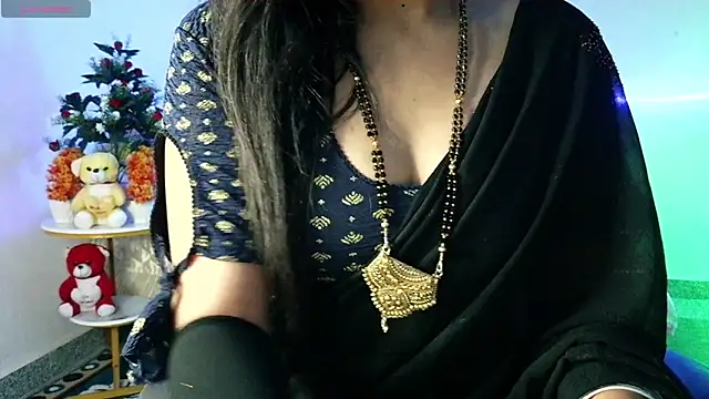 Snapshot of oo_yes_bhabhi chatting on 10, 6, 2026 oo yes bhabhi online show from 10, 6, 2026
