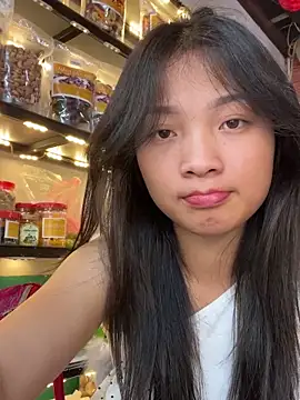 Snapshot of Lyn-be99 chatting on 26, 3, 2026 Lyn-be99 online show from 26, 3, 2026