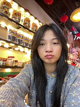 Snapshot of Lyn-be99 chatting on 1, 4, 2026 Lyn-be99 online show from 1, 4, 2026