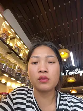 Snapshot of Lyn-be99 chatting on 21, 4, 2026 Lyn-be99 online show from 21, 4, 2026