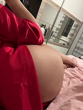 Snapshot of Melissa-suisse chatting on 6, 3, 2026 Melissa-suisse online show from 6, 3, 2026