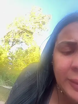 Snapshot of Melissa-suisse chatting on 17, 4, 2026 Melissa-suisse online show from 17, 4, 2026