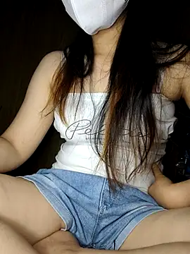 Snapshot of linhtay_ chatting on 2, 7, 2026 linhtay online show from 2, 7, 2026