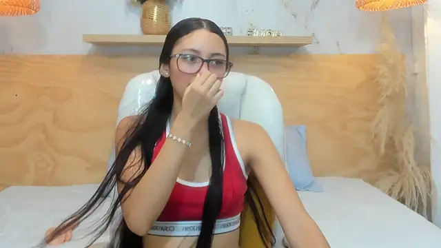 Lasira Thill online show from 13, 2, 2026