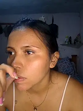 Snapshot of Daniela_Cruz_ chatting on 23, 2, 2026 Daniela Cruz online show from 23, 2, 2026