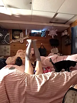 Snapshot of BeautifulFire23 chatting on 2, 2, 2026 BeautifulFire23 online show from 2, 2, 2026