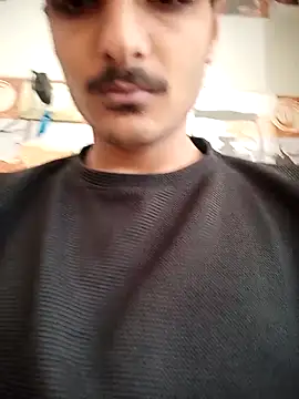 Snapshot of Medo_king1 chatting on 25, 4, 2026 Medo king1 online show from 25, 4, 2026