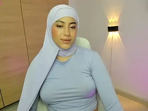 Snapshot of LAY_LA_ chatting on 21, 3, 2026 LAY LA online show from 21, 3, 2026