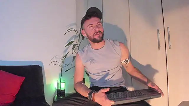 Snapshot of Erickpritz_xh chatting on 14, 4, 2026 Erickpritz xh online show from 14, 4, 2026