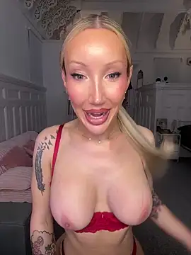 Snapshot of Allana29 chatting on 28, 4, 2026 Allana29 online show from 28, 4, 2026