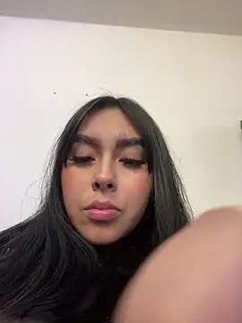 Snapshot of scarlett_pinkk1 chatting on 25, 2, 2026 scarlett pinkk1 online show from 25, 2, 2026