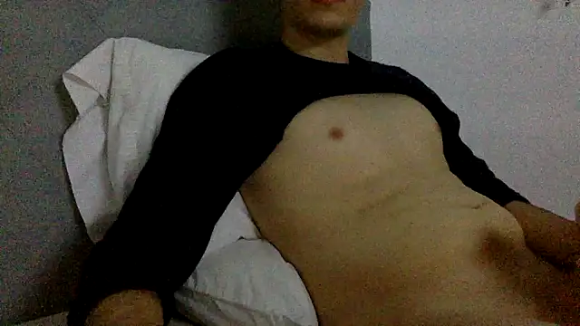 Snapshot of Pablo_SexBoy69 chatting on 5, 3, 2026 Pablo SexBoy69 online show from 5, 3, 2026