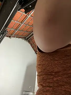 Snapshot of Puka2001 chatting on 21, 4, 2026 Puka2001 online show from 21, 4, 2026