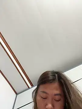 Snapshot of Puka2001 chatting on 21, 4, 2026 Puka2001 online show from 21, 4, 2026