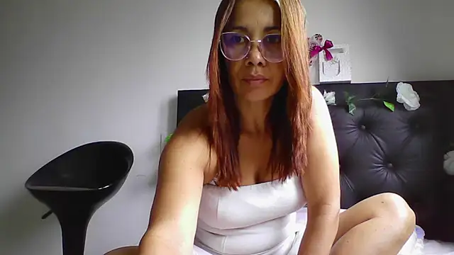 Snapshot of camila_star10 chatting on 17, 5, 2026 camila star10 online show from 17, 5, 2026