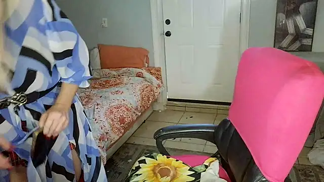 Snapshot of starandsky chatting on 8, 3, 2026 starandsky online show from 8, 3, 2026