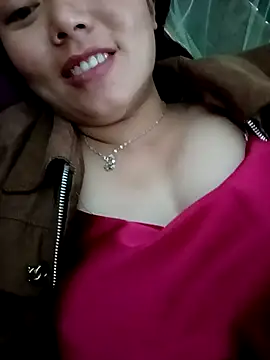 Snapshot of Rose-222 chatting on 4, 5, 2026 Rose-222 online show from 4, 5, 2026