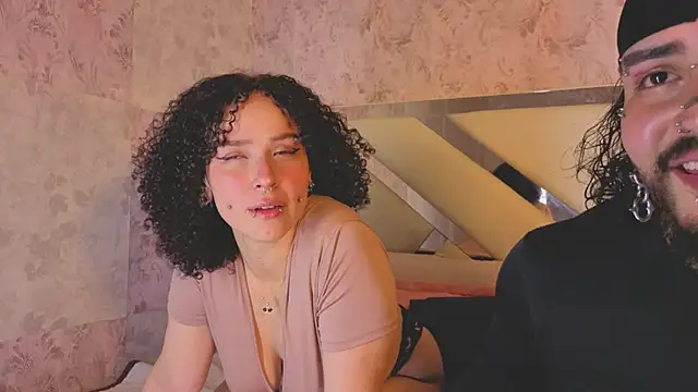 Snapshot of Benny_and_Mark chatting on 6, 4, 2026 Benny and Mark online show from 6, 4, 2026