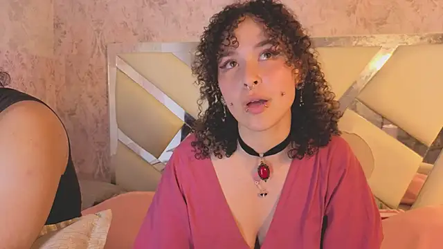 Snapshot of Benny_and_Mark chatting on 11, 4, 2026 Benny and Mark online show from 11, 4, 2026