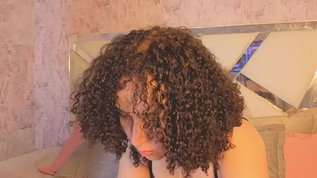 Snapshot of Benny_and_Mark chatting on 12, 4, 2026 Benny and Mark online show from 12, 4, 2026