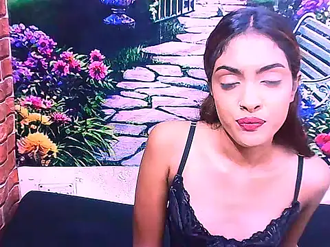 Snapshot of IndianPretty14u2Luv chatting on 19, 2, 2026 IndianPretty14u2Luv online show from 19, 2, 2026