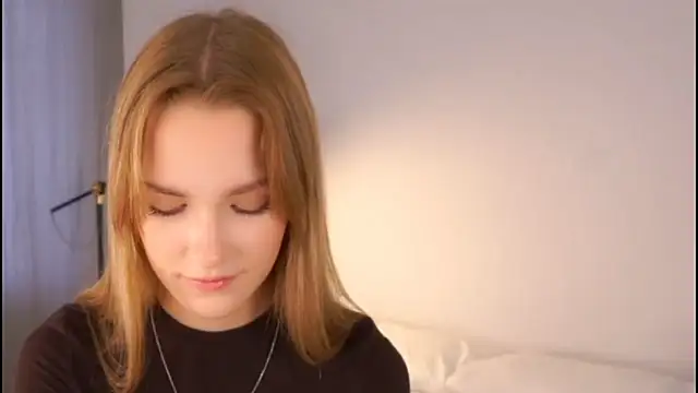 HellenSpelly online show from 1, 3, 2026