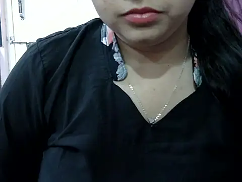 Snapshot of Cute_Aliyaa chatting on 21, 4, 2026 Cute Aliyaa online show from 21, 4, 2026