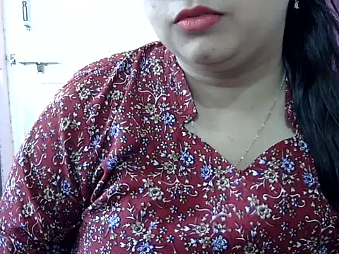 Snapshot of Cute_Aliyaa chatting on 14, 5, 2026 Cute Aliyaa online show from 14, 5, 2026