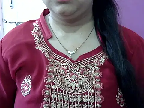 Snapshot of Cute_Aliyaa chatting on 17, 5, 2026 Cute Aliyaa online show from 17, 5, 2026
