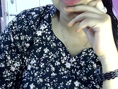 Snapshot of Cute_Aliyaa chatting on 1, 6, 2026 Cute Aliyaa online show from 1, 6, 2026