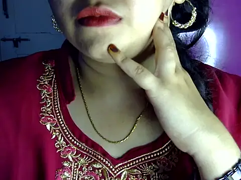 Snapshot of Cute_Aliyaa chatting on 12, 7, 2026 Cute Aliyaa online show from 12, 7, 2026