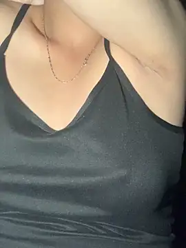 Snapshot of Hoa-tuylip chatting on 15, 2, 2026 Hoa-tuylip online show from 15, 2, 2026