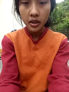 Snapshot of Hoa-tuylip chatting on 29, 4, 2026 Hoa-tuylip online show from 29, 4, 2026