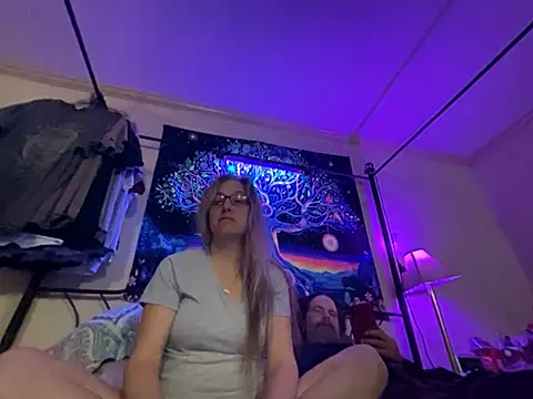 Snapshot of Sunflower0025 chatting on 5, 4, 2026 Sunflower0025 online show from 5, 4, 2026