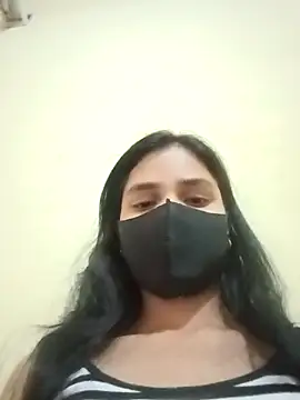 Snapshot of Mahira-- chatting on 25, 4, 2026 Mahira-- online show from 25, 4, 2026
