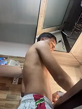 Snapshot of CreamKingg chatting on 9, 3, 2026 CreamKingg online show from 9, 3, 2026