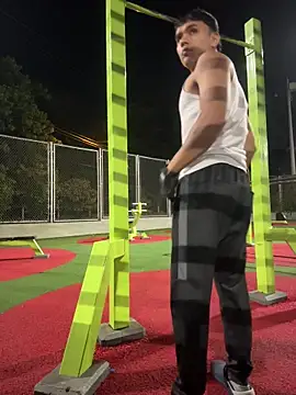 Snapshot of CreamKingg chatting on 6, 4, 2026 CreamKingg online show from 6, 4, 2026