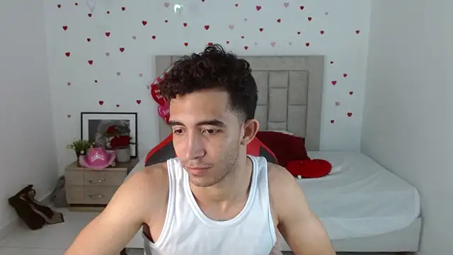 Caius fox online show from 29, 3, 2026