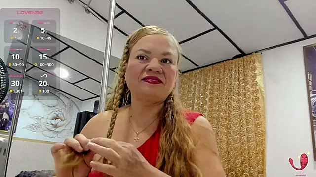 Snapshot of alicee__mature chatting on 5, 4, 2026 alicee mature online show from 5, 4, 2026