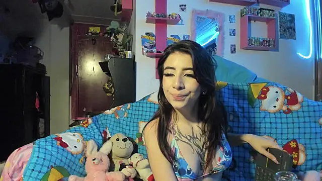 Snapshot of Rebecahart chatting on 12, 3, 2026 Rebecahart online show from 12, 3, 2026