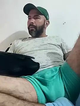 Snapshot of hairyandbigmann chatting on 5, 2, 2026 hairyandbigmann online show from 5, 2, 2026